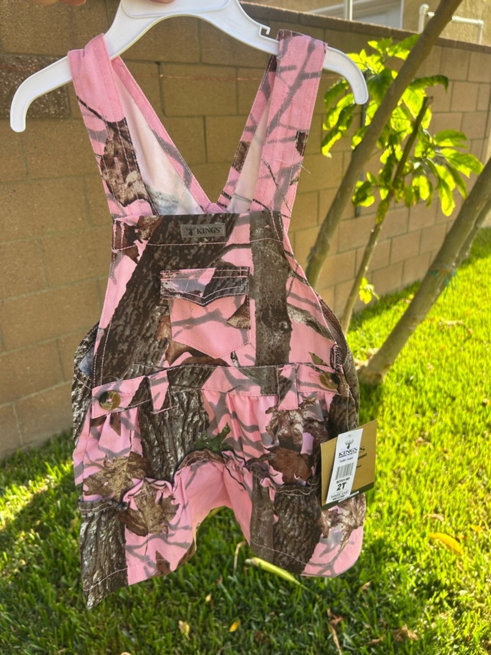 Kings Camo Pink Girls' Bib Overalls - Kids Bottoms